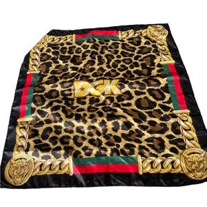 DGK Scarf